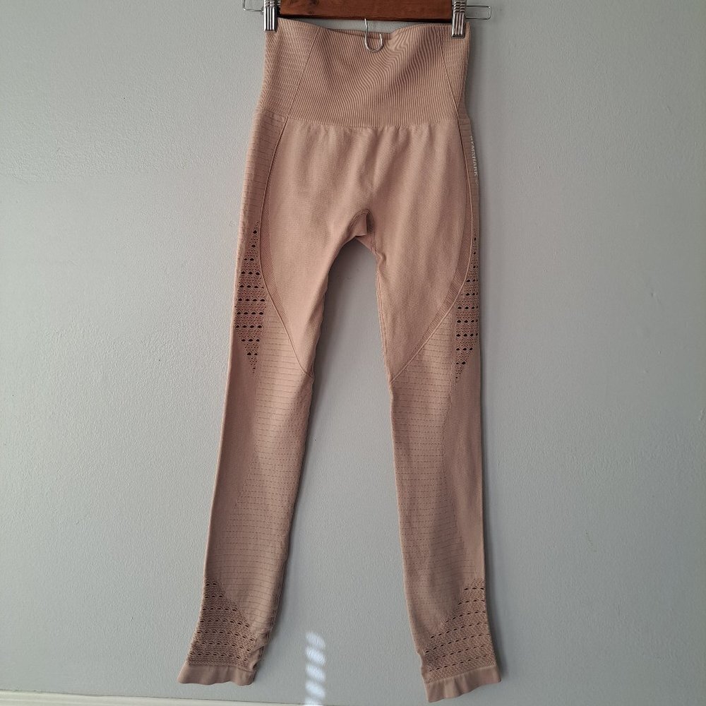 Gymshark‎ Beige Energy + Seamless Womens Leggings Size XS/Small Sport Athltetic